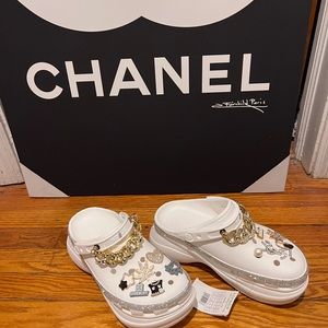 Brand new crocs classic bae clog